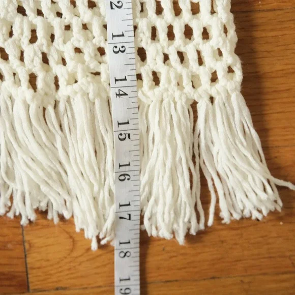 Boohoo Crochet Mini Skirt Women White Fringe Festival Boho XS Beach Coverup - Picture 5 of 7